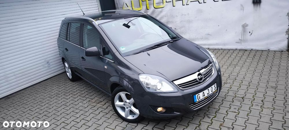 Opel Zafira 1.8 Sport - 26