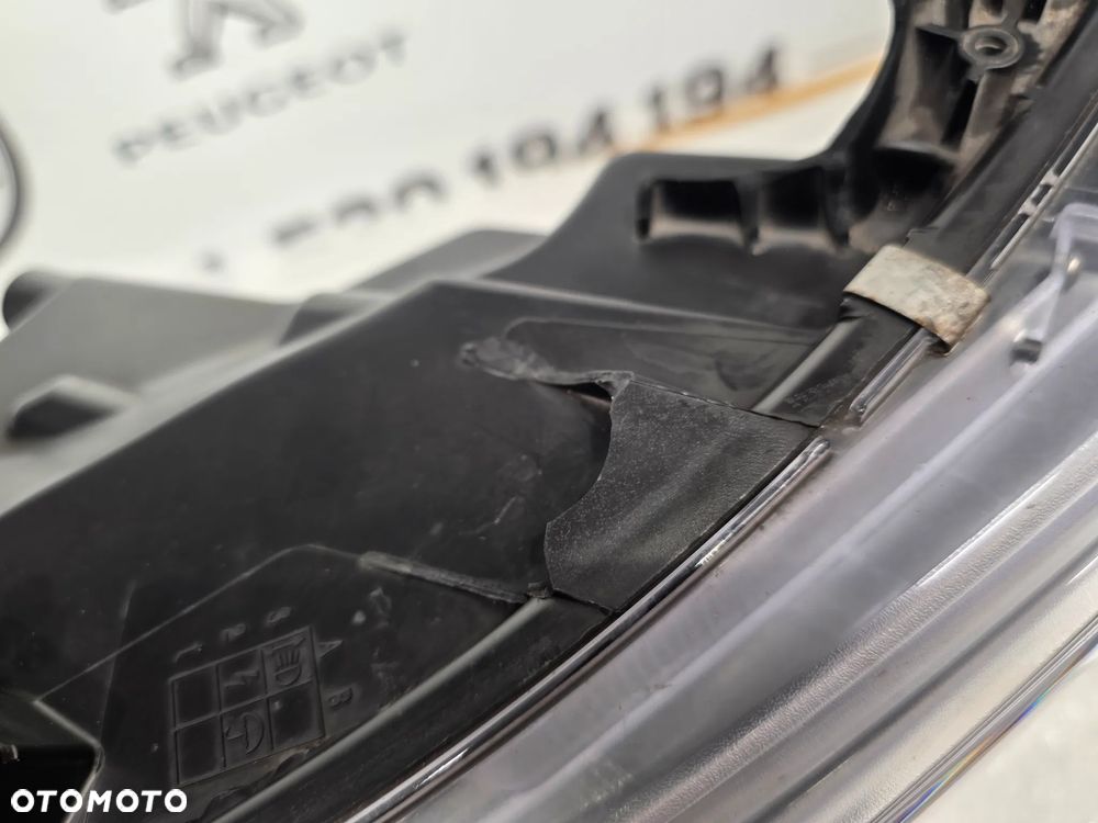 DODGE RAM V 1500 19- BLACK EDITION DYNAMIC IV PRAWA LAMPA PRZEDNIA PRZÓD , NR LE17F6410 / F00HTC705406 / P68477264AA , NR AUKCJI LPP155 - 15