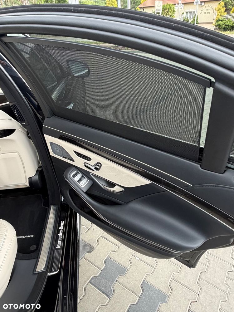 Mercedes-Benz Klasa S 560 4-Matic L 9G-TRONIC - 17