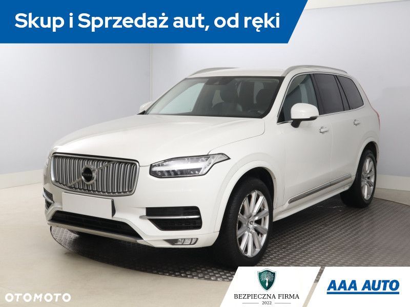 Volvo XC 90 - 3