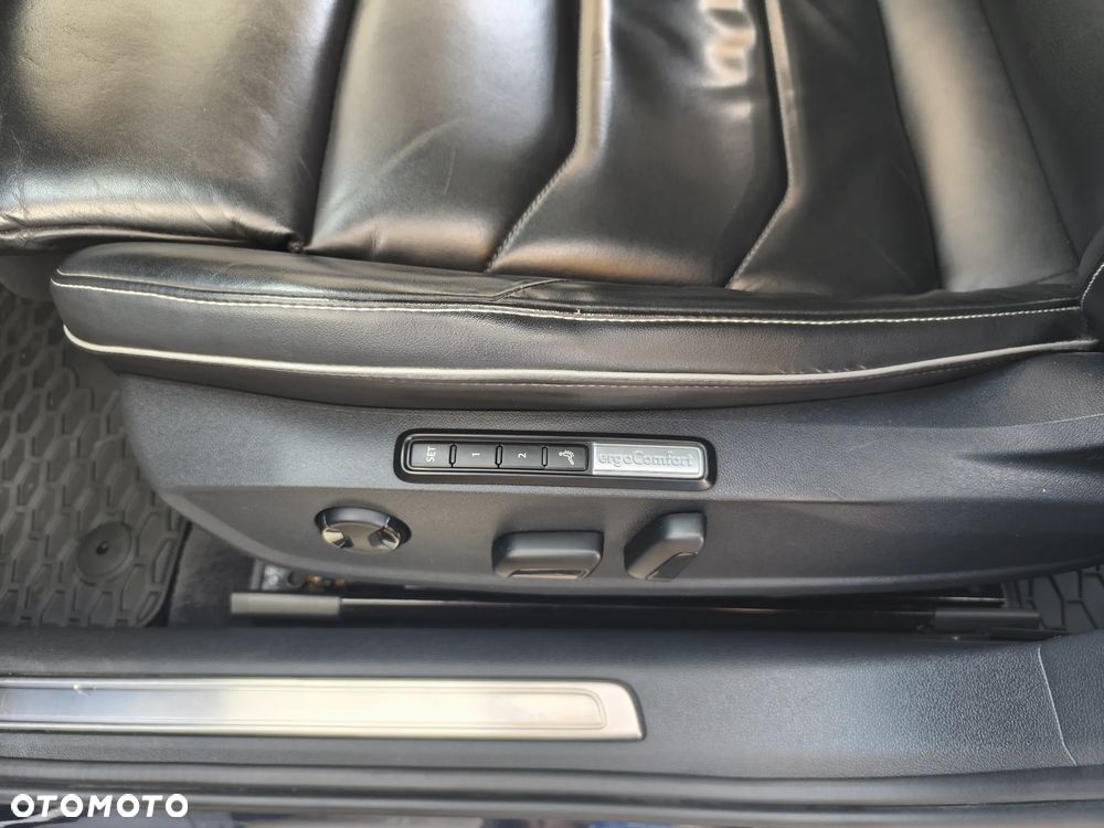 Volkswagen Arteon 2.0 TDI Bi-Turbo SCR 4Mot Elegance DSG - 22