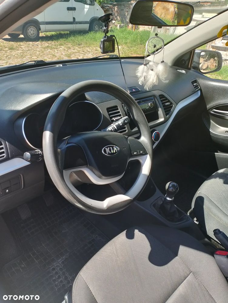 Kia Picanto 1.0 L - 6