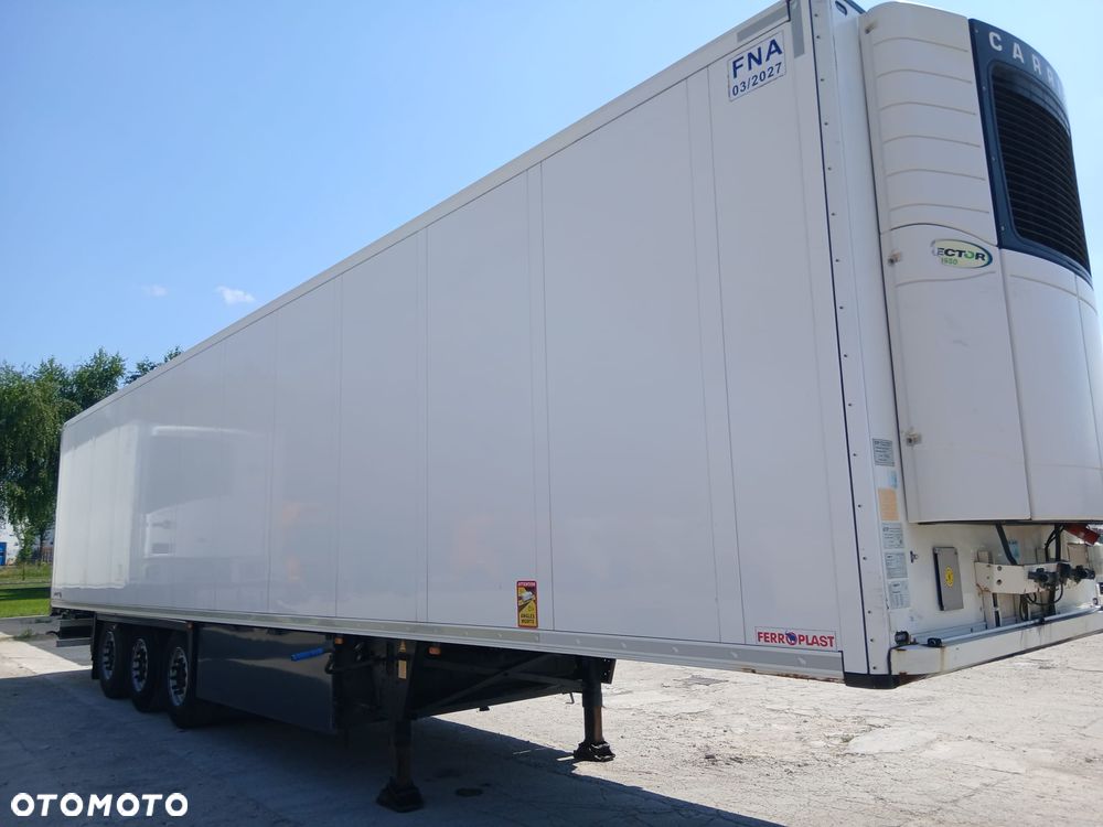Schmitz Cargobull SKO 24/L - 1