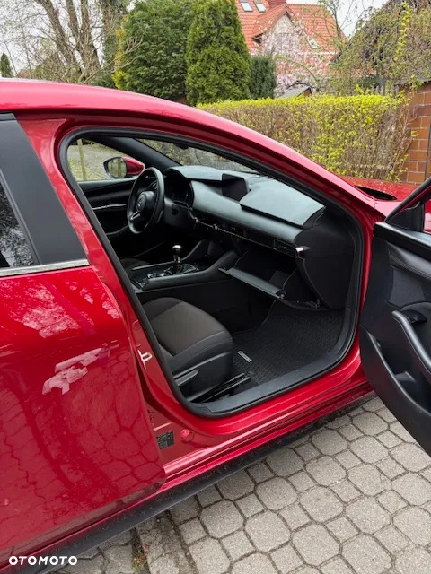 Mazda 3 - 10