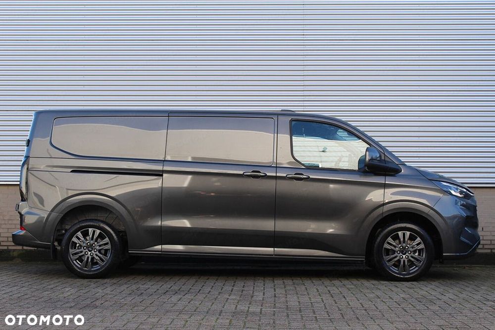 Ford Transit Custom 320 L2H1 Limited 2.0 150KM - 3