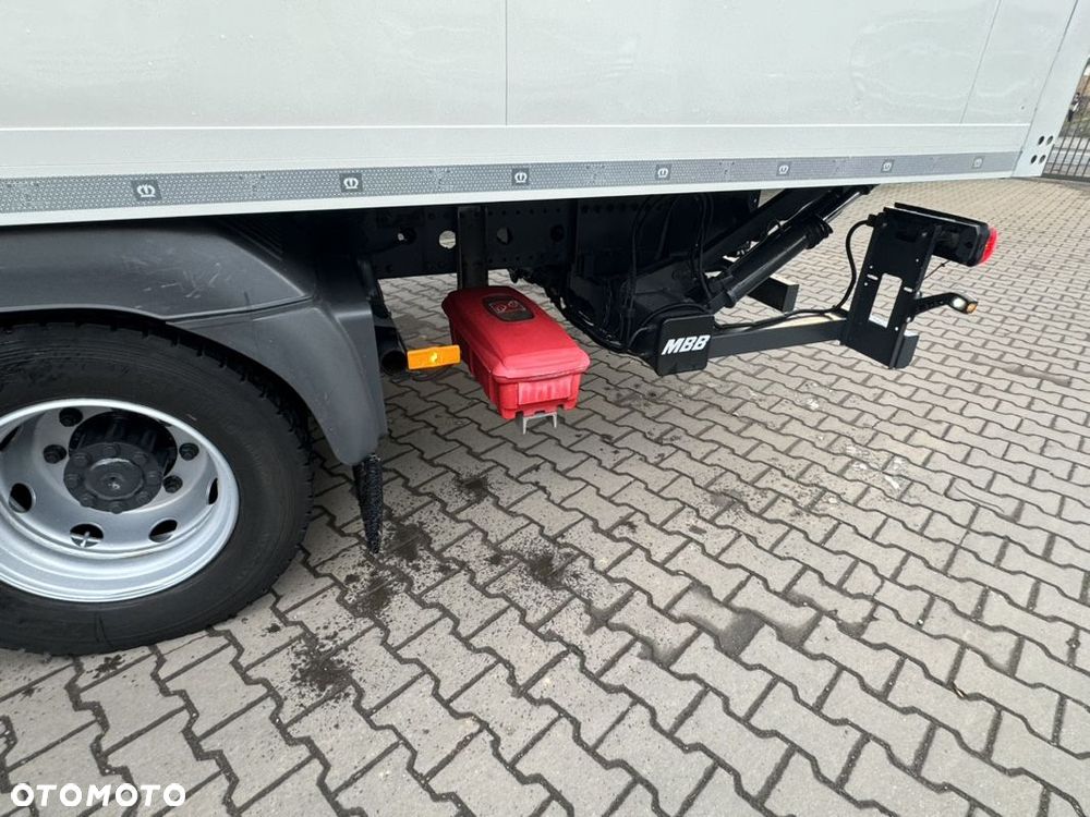 Mercedes-Benz ATEGO 1224 Kontener 7.30/ Winda / - 8
