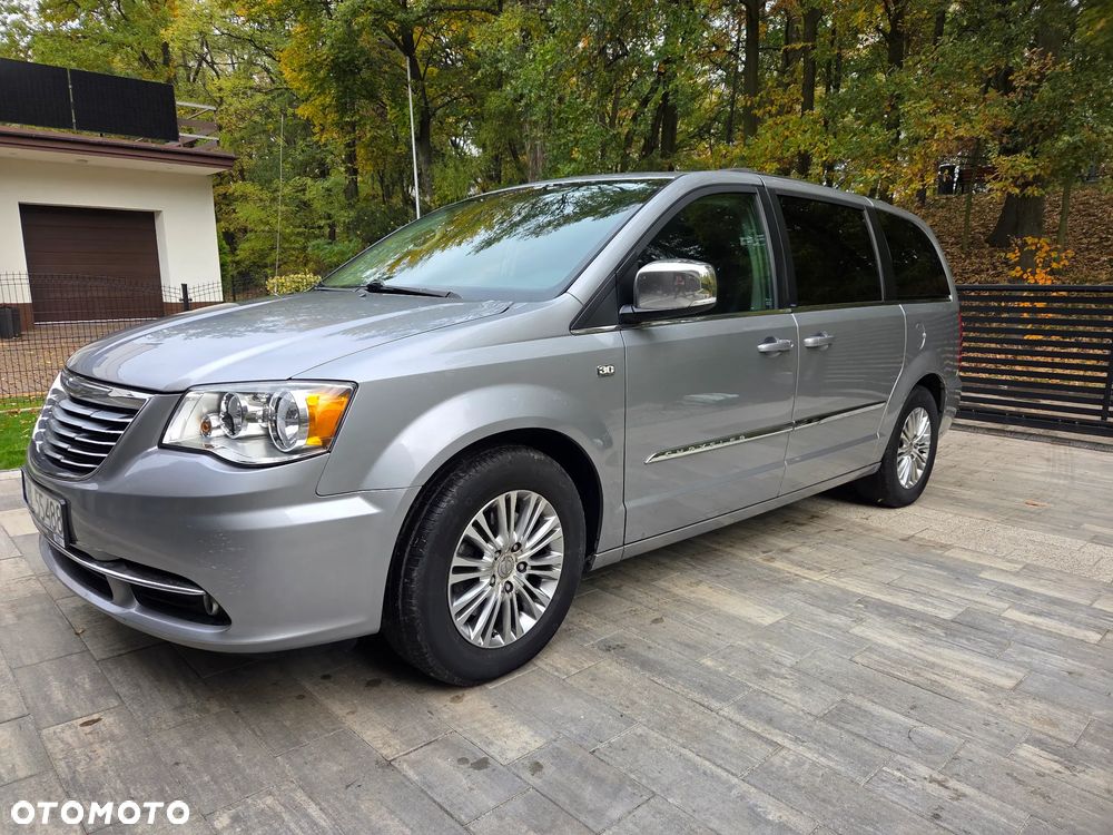 Chrysler Town & Country