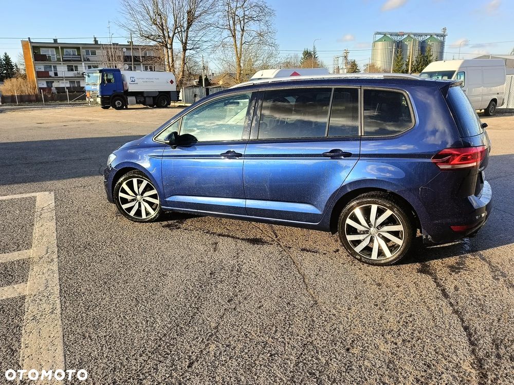 Volkswagen Touran 2.0 TDI SCR DSG Highline - 12