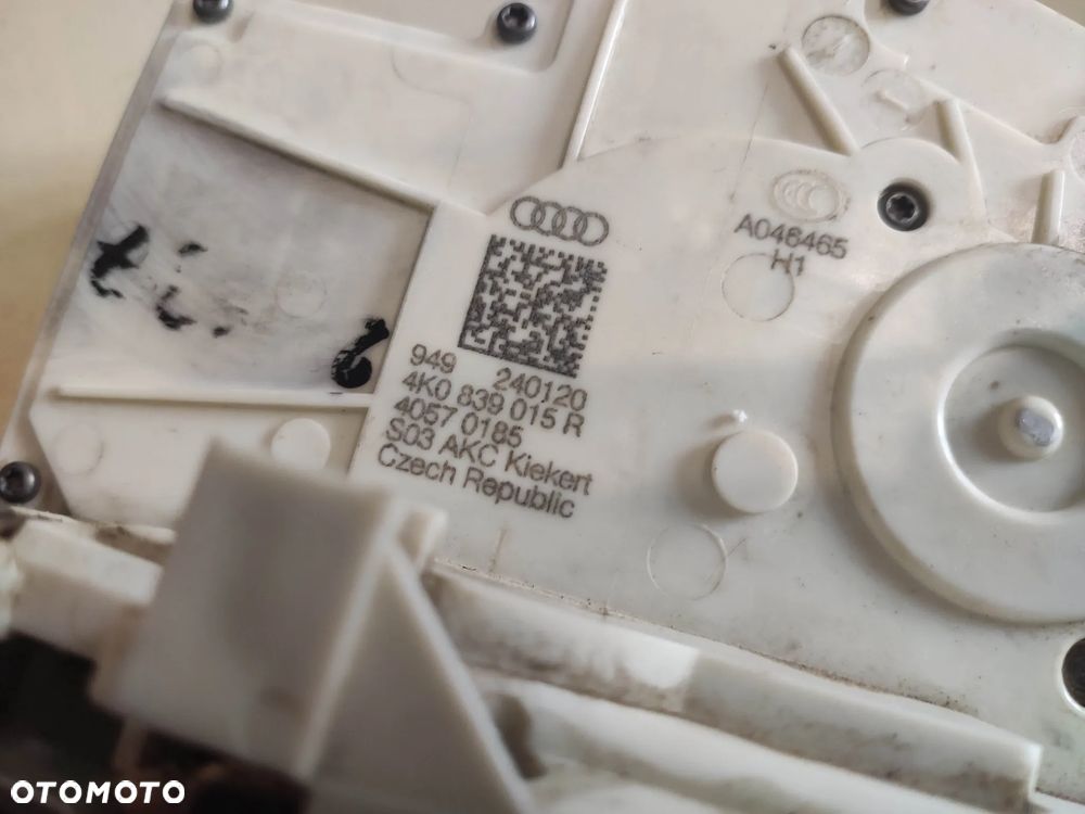 WG Zamek Lewy Przód Lewy Tył Dociągi AUDI RS6 RSQ8 E-TRON 4K0839015R 4K1837015K - 4