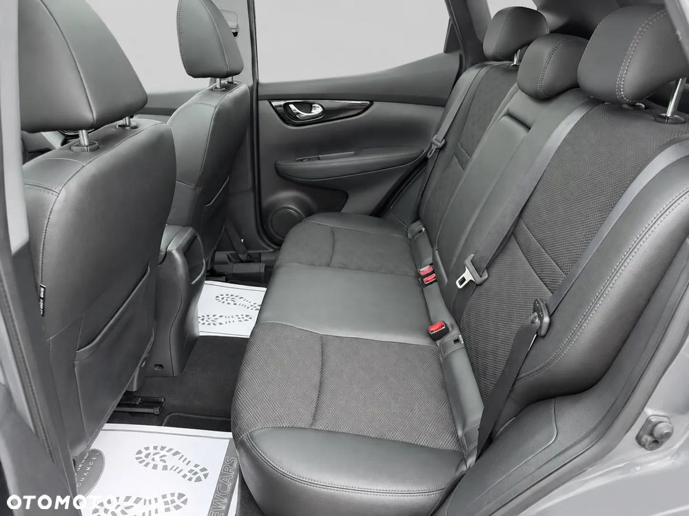 Nissan Qashqai 1.2 DIG-T Xtronic TEKNA+ - 7