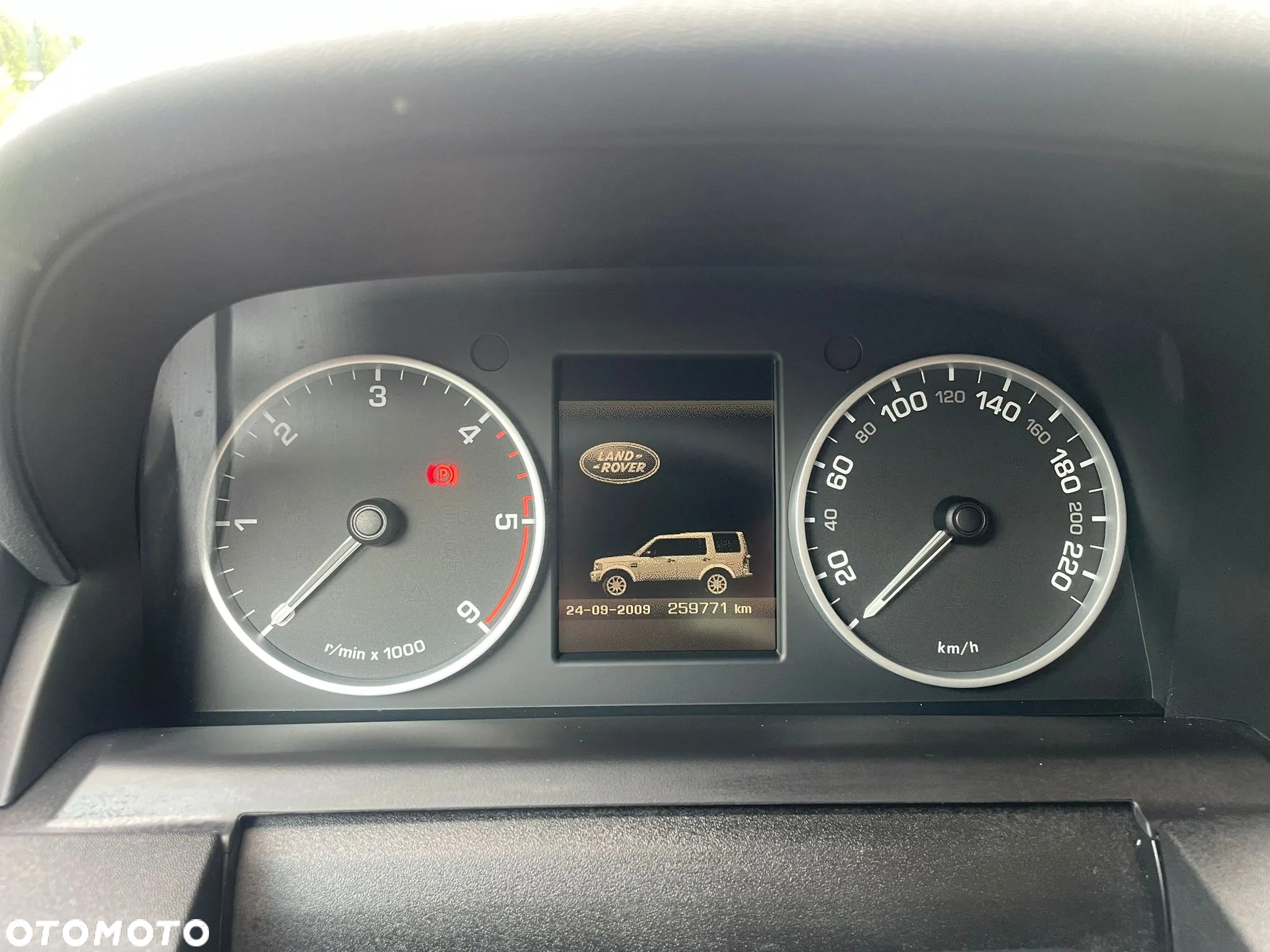 Land Rover Discovery III 2.7D V6 HSE - 18