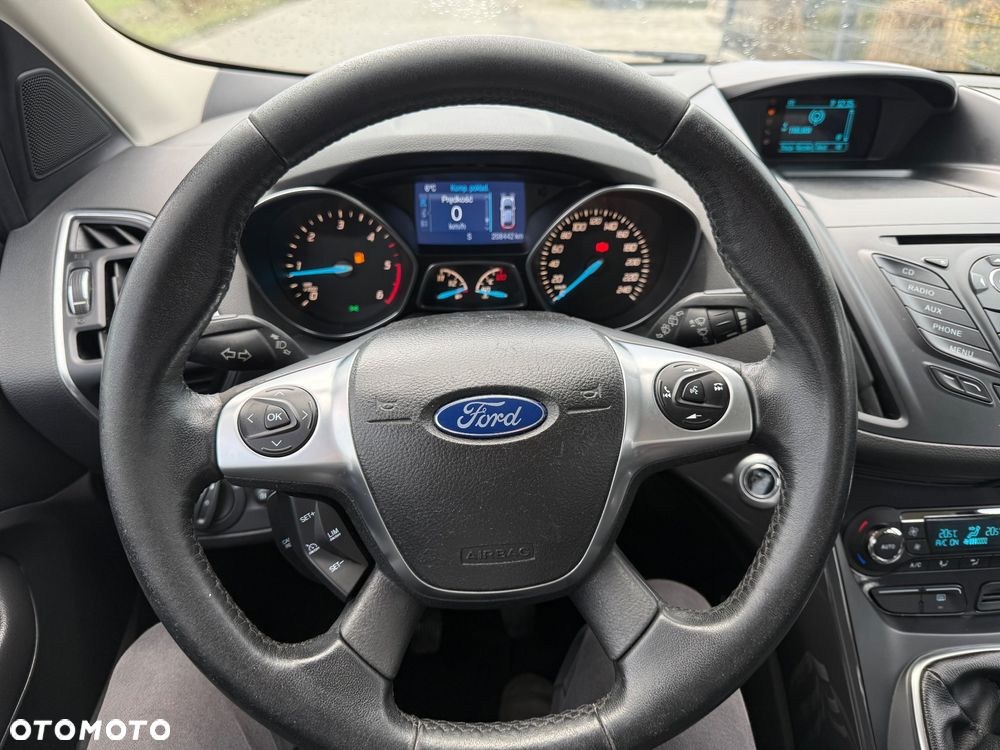 Ford Kuga 2.0 TDCi 2x4 Champions Edition - 9