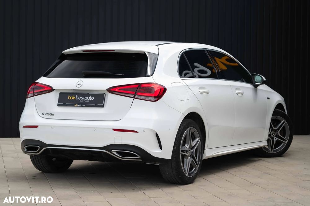 Mercedes-Benz A 250 e 8G-DCT Edition AMG Line - 32