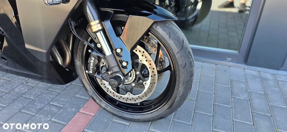 Suzuki GSX - 7