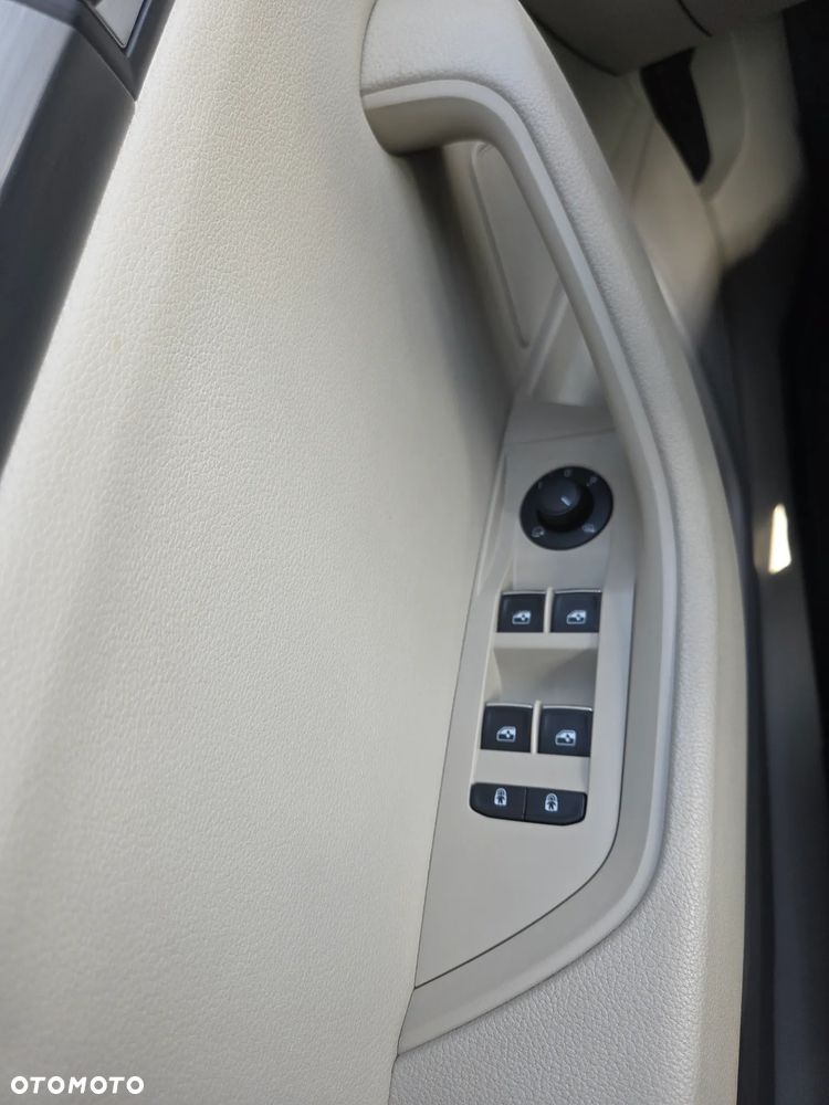 Skoda Superb 2.0 TDI 4x4 Style DSG - 12