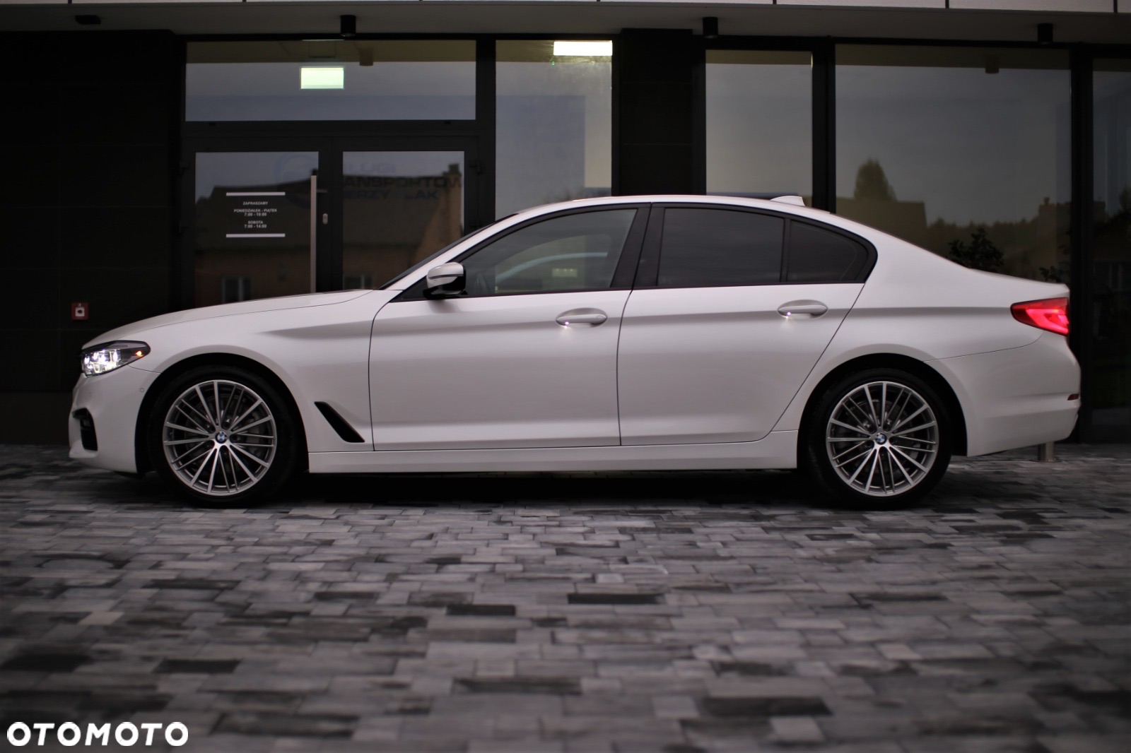 BMW Seria 5 530i GPF Luxury Line sport - 7