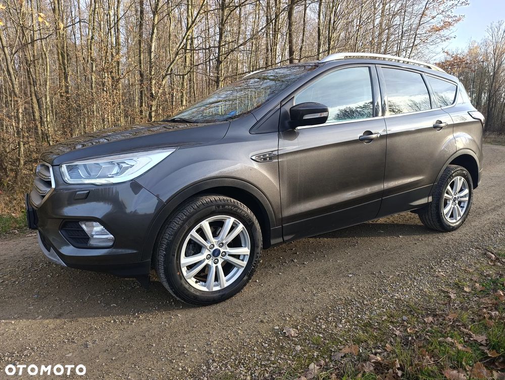 Ford Kuga 1.5 EcoBoost TITANIUM - 2