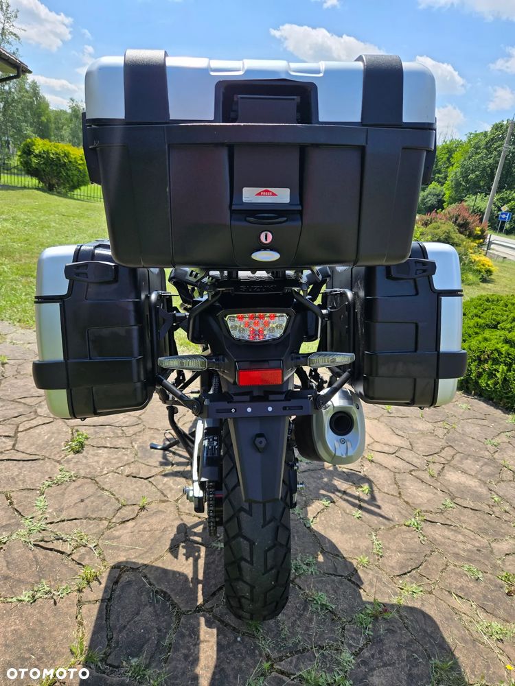 Suzuki V-STROM - 7