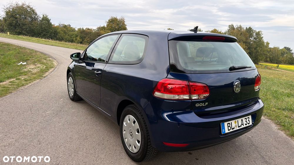 Volkswagen Golf - 8