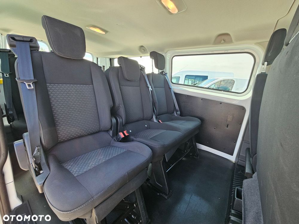Ford Transit Custom - 32