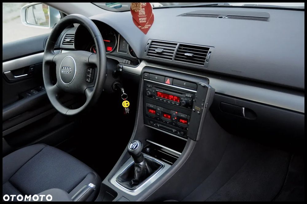 Audi A4 Avant - 26