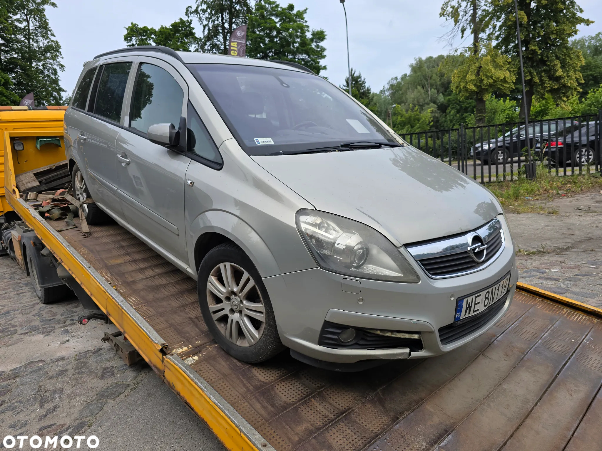 Opel Zafira 2.0 T Cosmo - 2