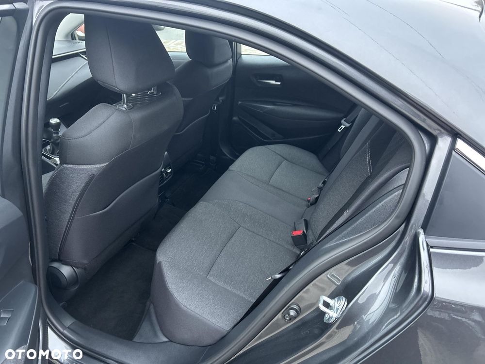 Toyota Corolla - 22