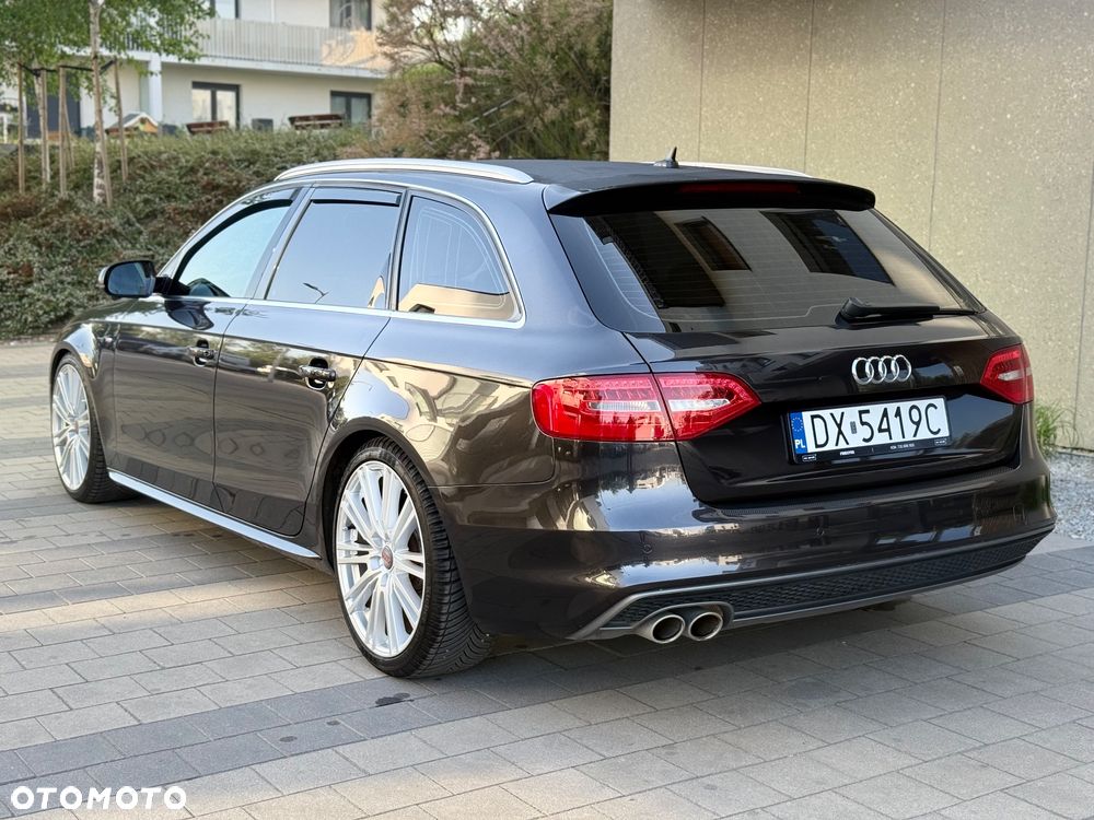 Audi A4 Avant - 6