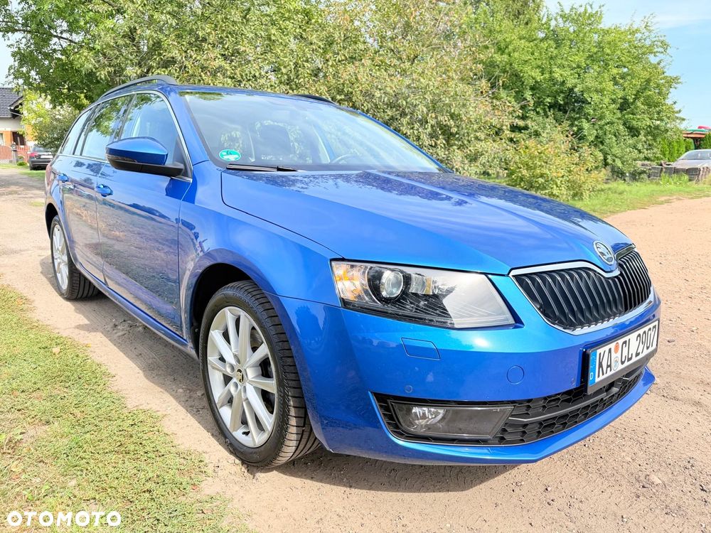 Skoda Octavia 2.0 TDI DSG Ambition - 37