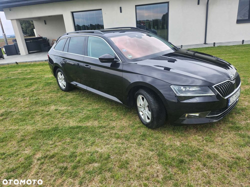 Skoda Superb 2.0 TDI Ambition - 9