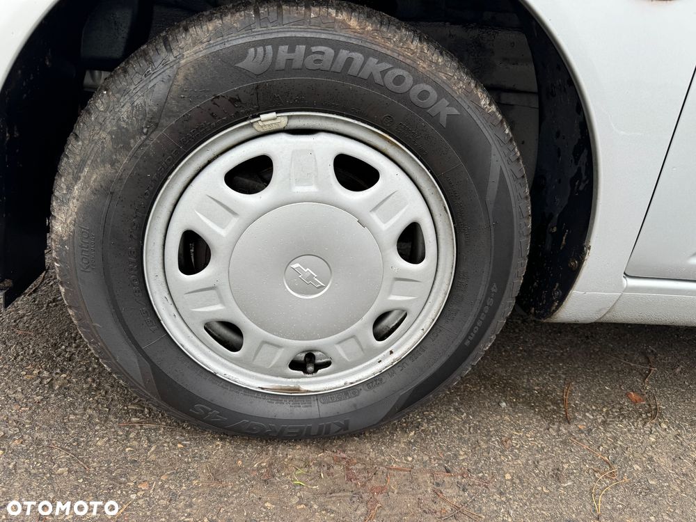 Chevrolet Spark 1.0 - 22