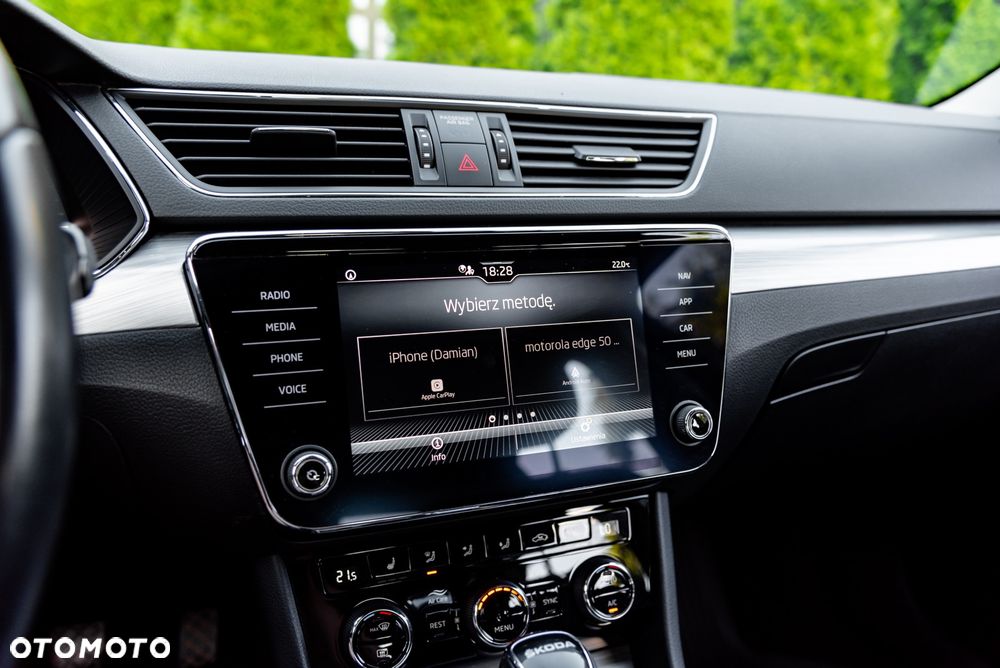 Skoda Superb 2.0 TDI DSG Style - 34