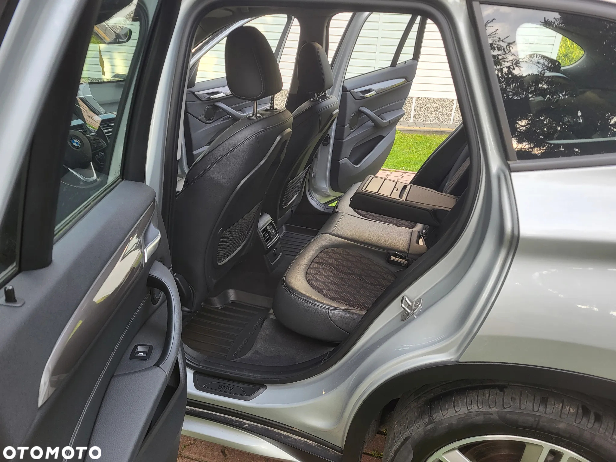 BMW X1 xDrive20d - 9