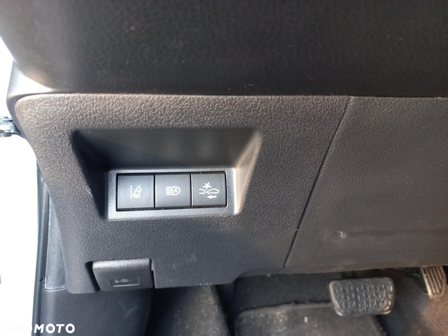 Toyota Yaris - 17