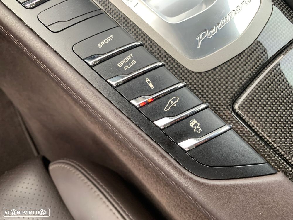 Porsche Panamera 3.0 V6 - 36
