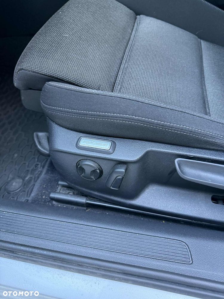 Volkswagen Passat 1.8 TSI BMT Highline DSG - 18