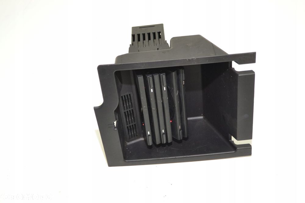 BMW E53 X5 ORGANIZER ZMIENIARKI NA PŁYTY CD 8245925 - 7