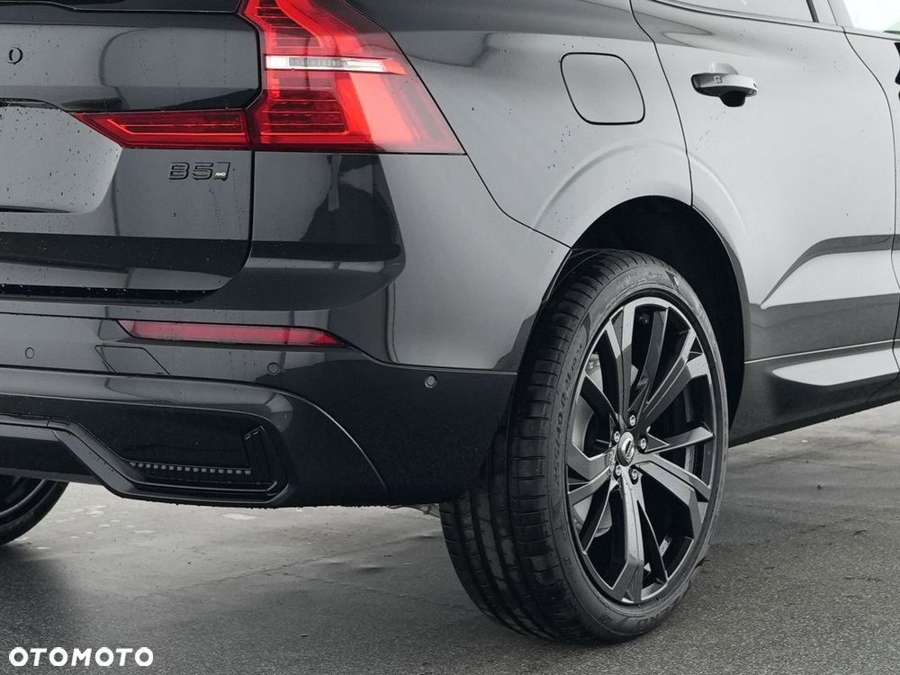 Volvo XC 60 B5 B AWD Ultra Black Edition - 11