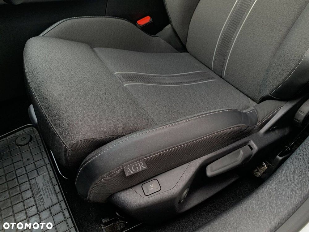 Opel Astra 1.2 T GS S&S - 16