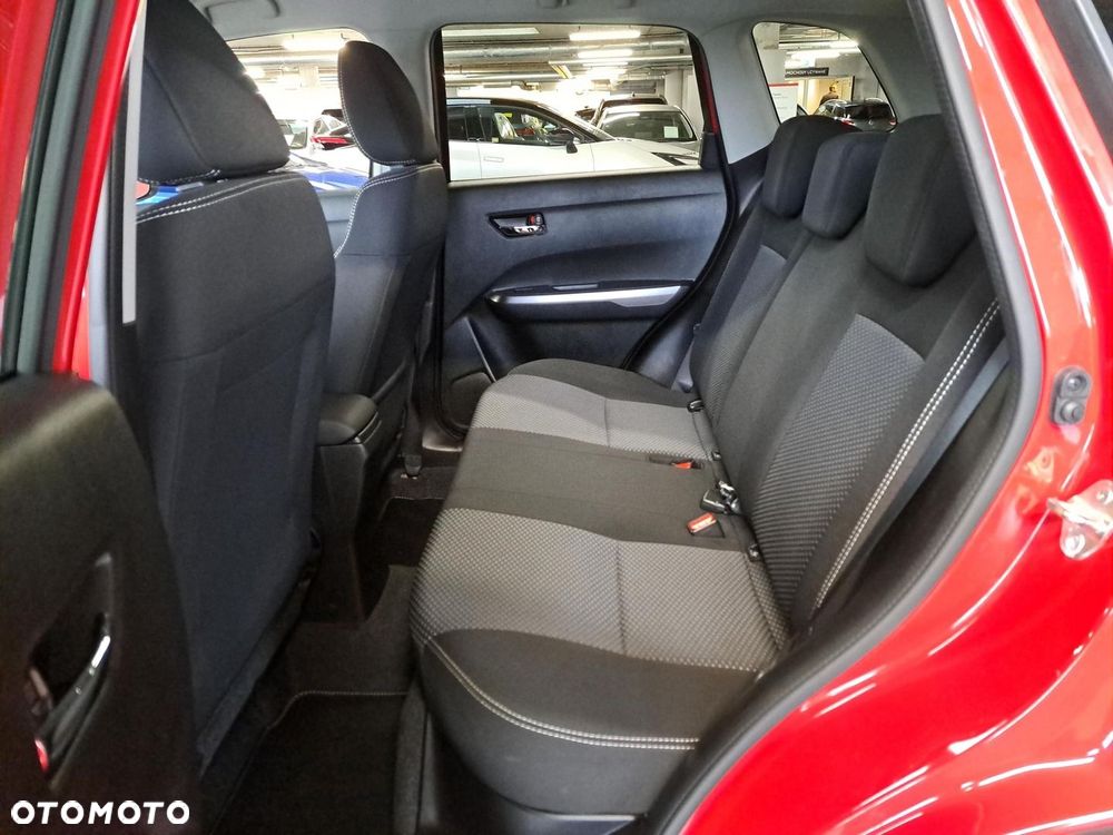 Suzuki Vitara 1.0 Boosterjet Premium 4WD - 11