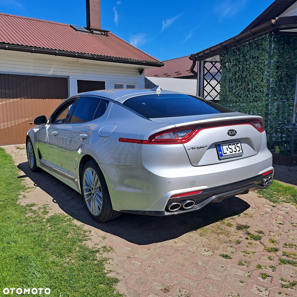 Kia Stinger 2.0 T-GDI GT Line - 3