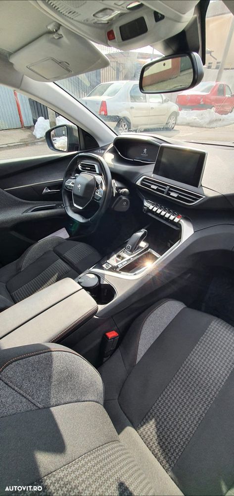 Peugeot 3008 1.5 BlueHDI S&S EAT8 Active - 6