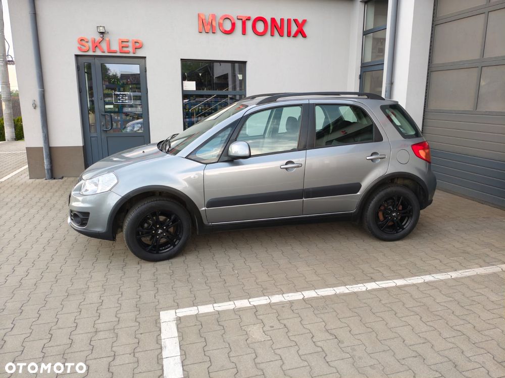 Suzuki SX4 - 4