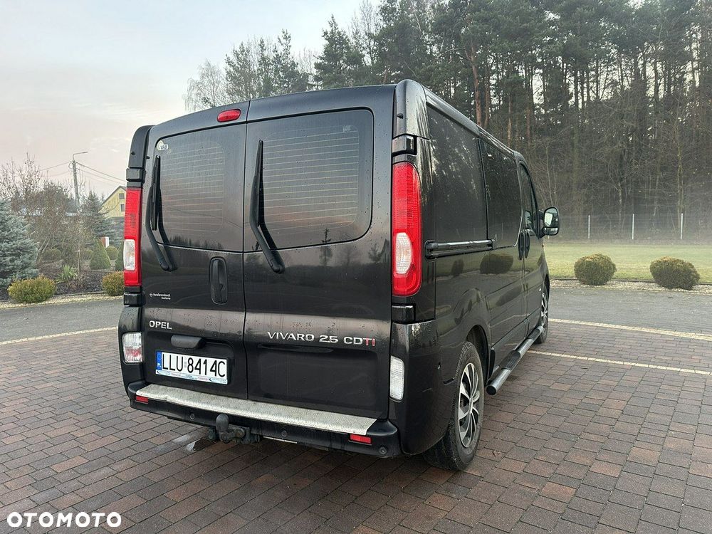 Opel Vivaro - 9