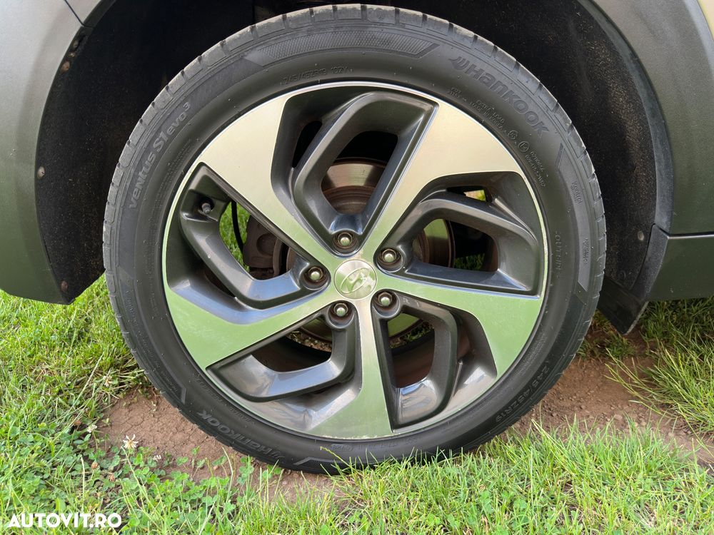 Hyundai Tucson blue 1.7 CRDi 2WD Style - 39