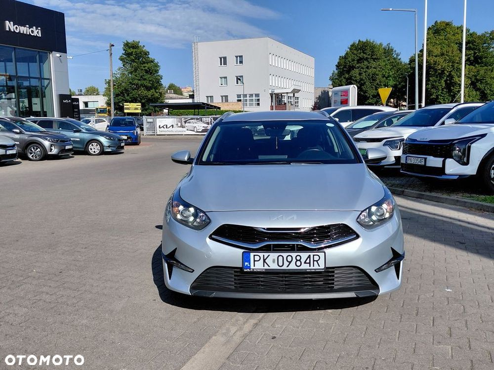 Kia Ceed 1.5 T-GDI M DCT - 8