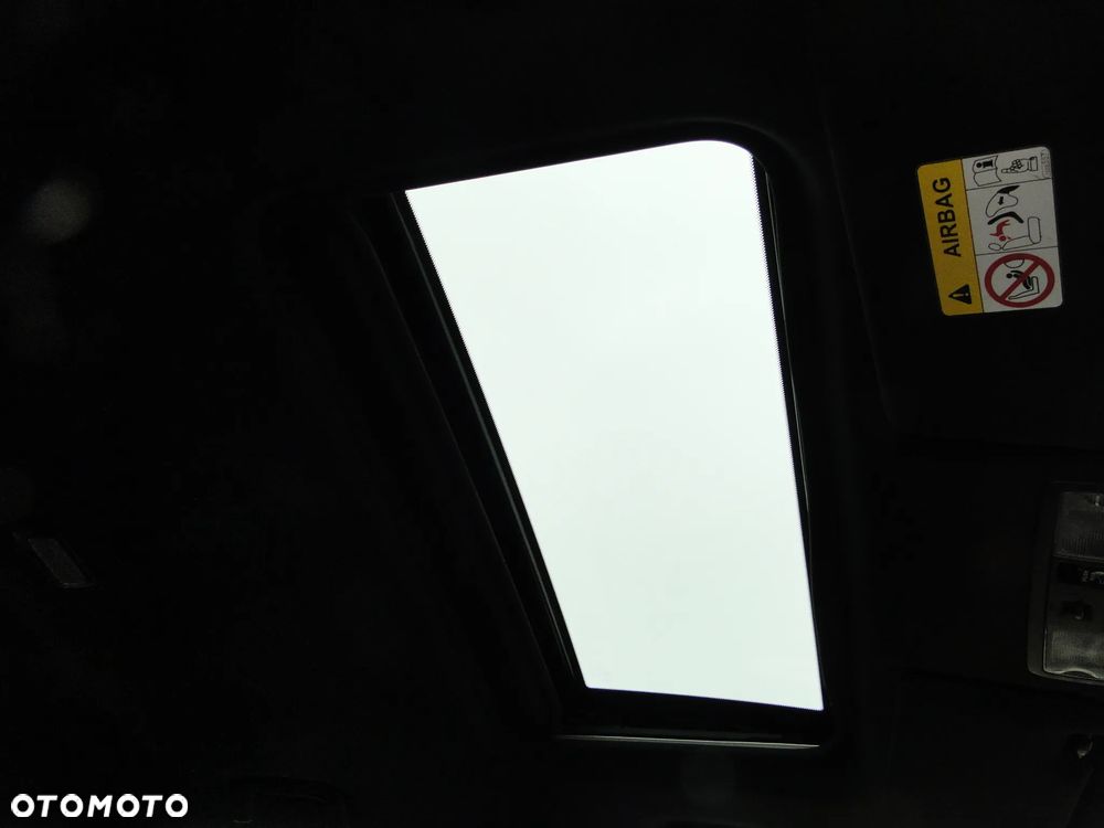 Mitsubishi Outlander Instyle + - 25