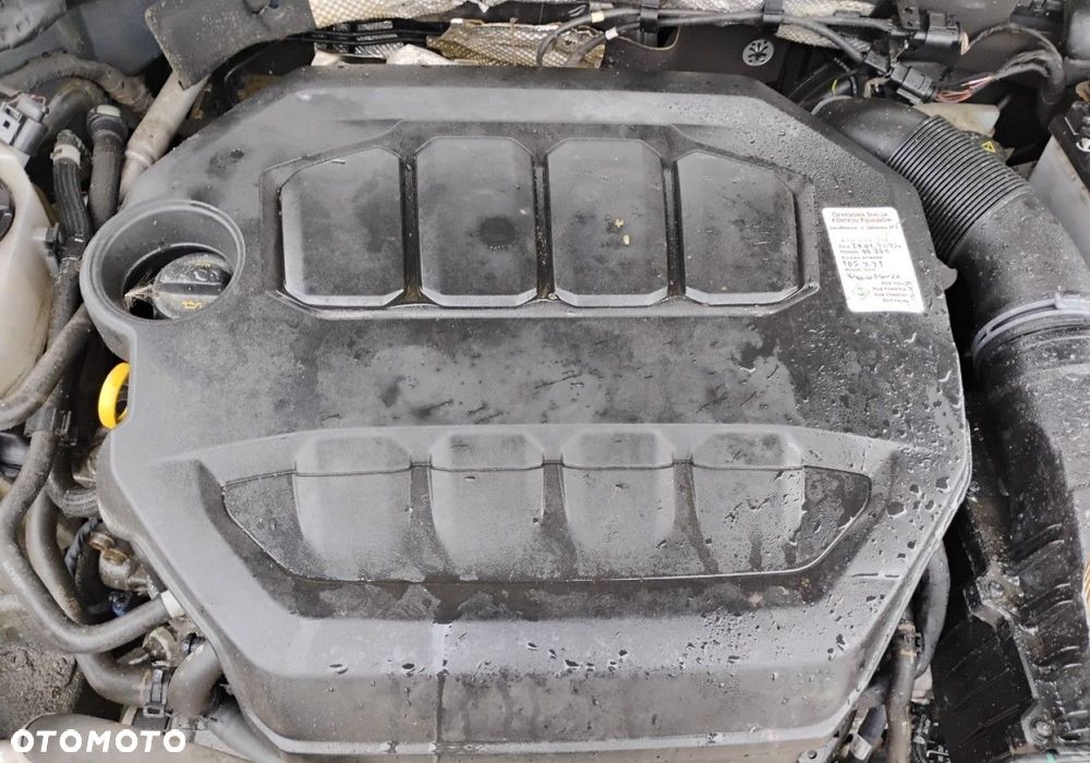 Volkswagen T-Roc - 22