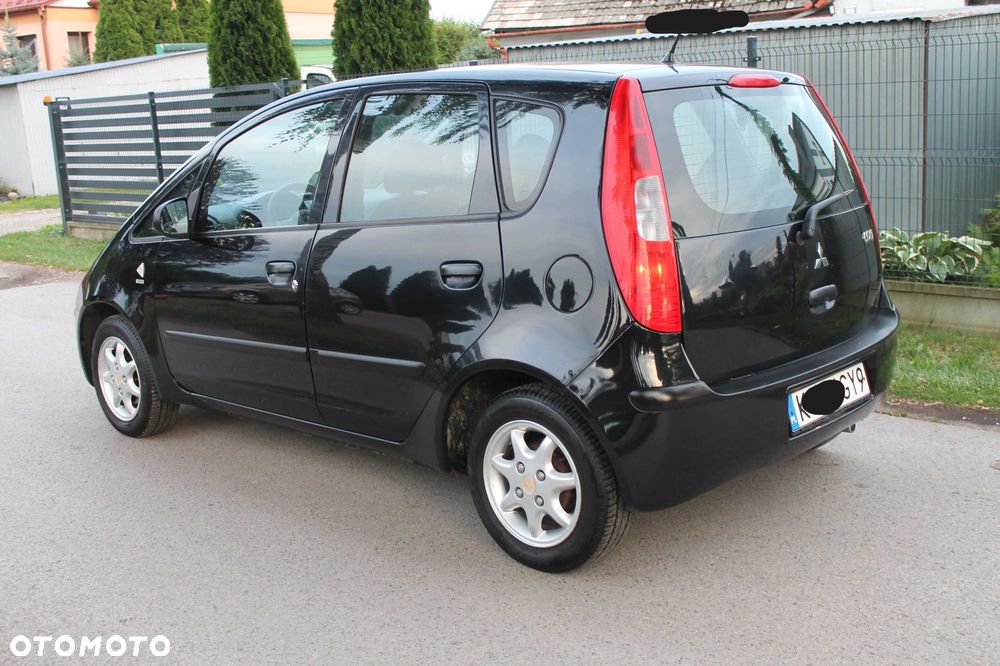 Mitsubishi Colt - 3