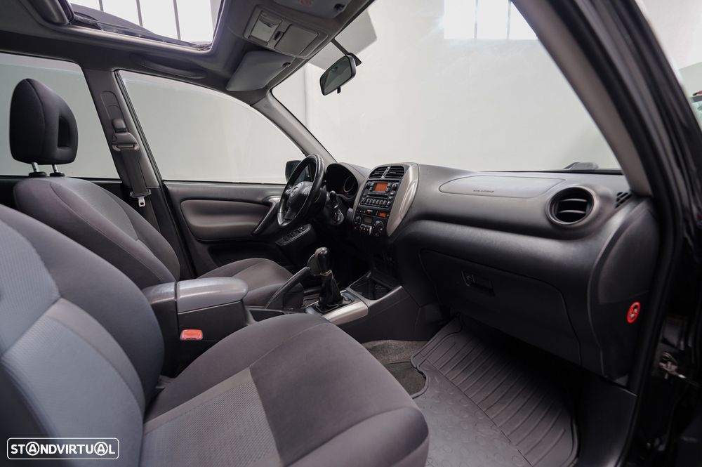 Toyota RAV4 2.0 D-4D Pack 2 - 6